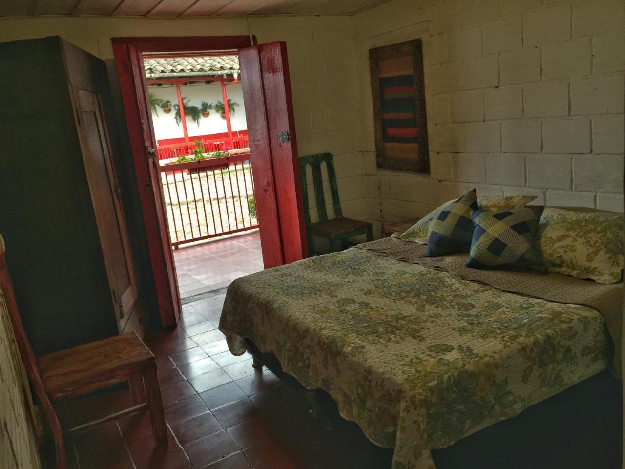 Hostal La Laguna Villamaría Εξωτερικό φωτογραφία